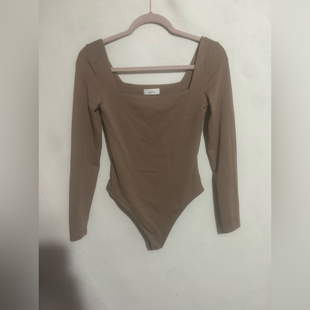 Aritzia babaton contour square neck bodysuit - Picture 2 of 7